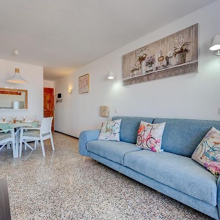 Los Cristianos Achacay Bluesky Apartment Exterior photo