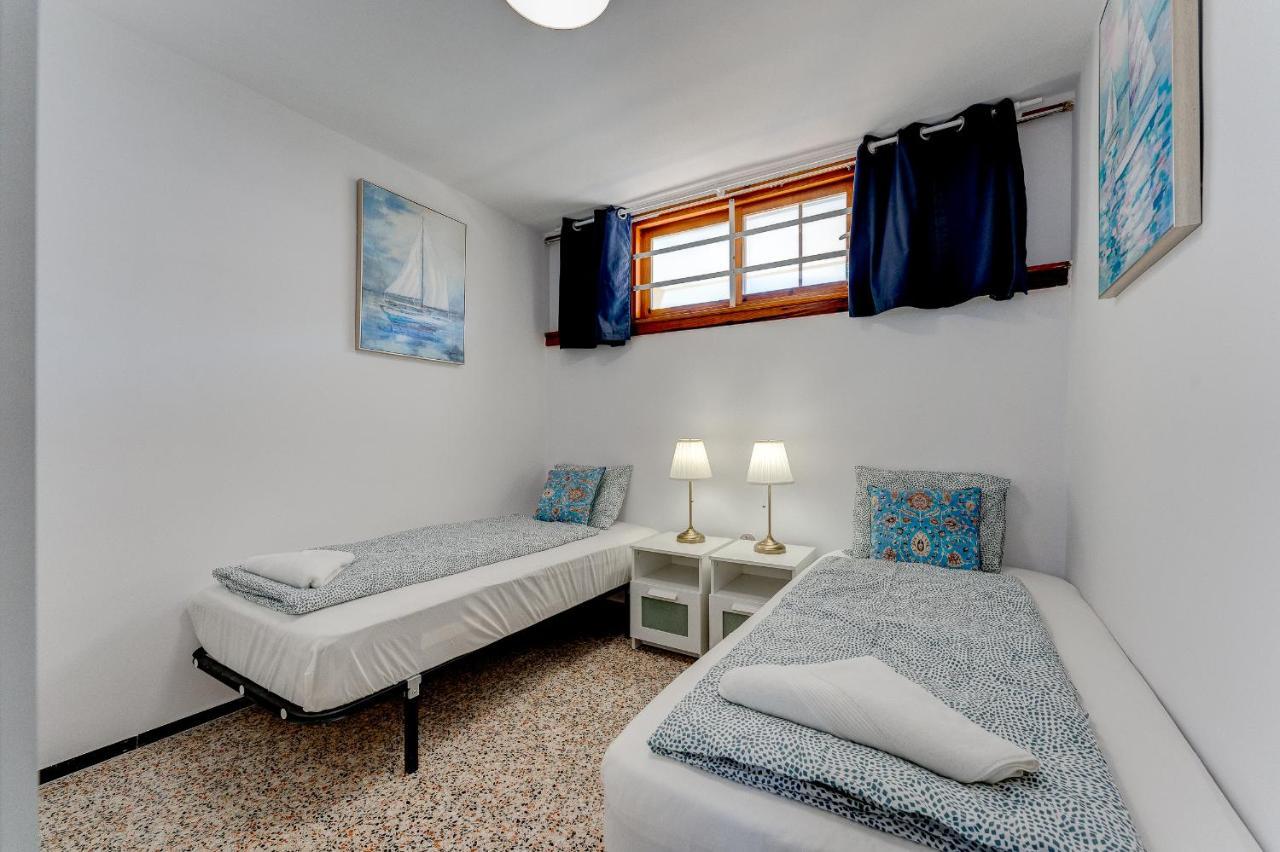 Los Cristianos Achacay Bluesky Apartment Exterior photo