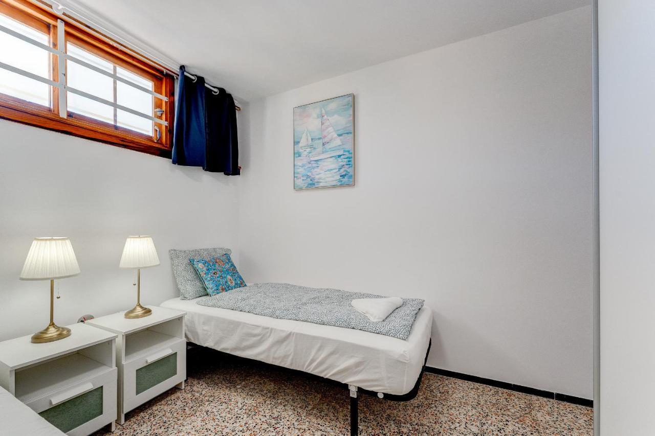 Los Cristianos Achacay Bluesky Apartment Exterior photo